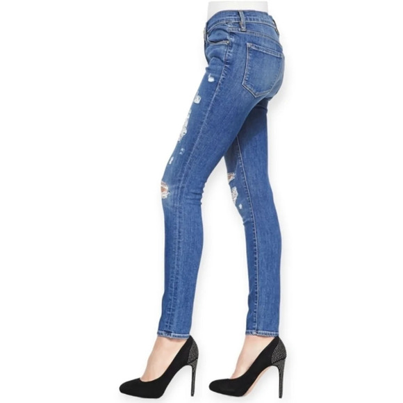 Frame Le Skinny De Jeanne Distressed Jeans in Matteson Wash 25 - Picture 7 of 15